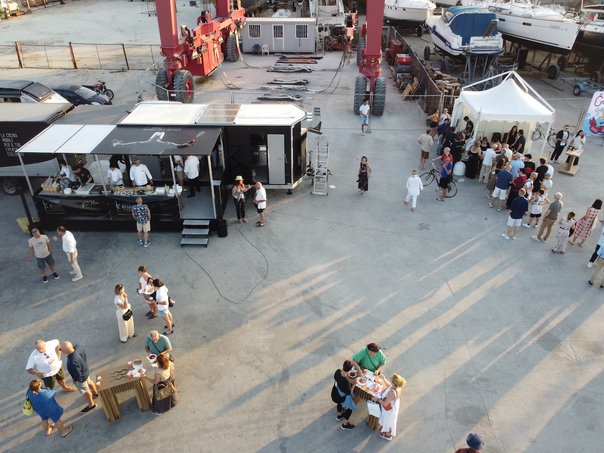 Street Food di Mare a Civitanova Marche: una Cucina d’Autore sul Porto con Vista Mozzafiato