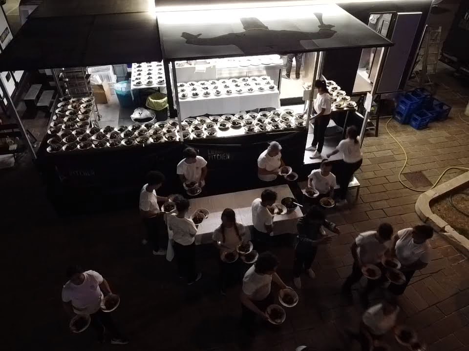 Marche in Vetrina: tra spettacolo, eccellenze e sapori cucinati a bordo di Venere Nera